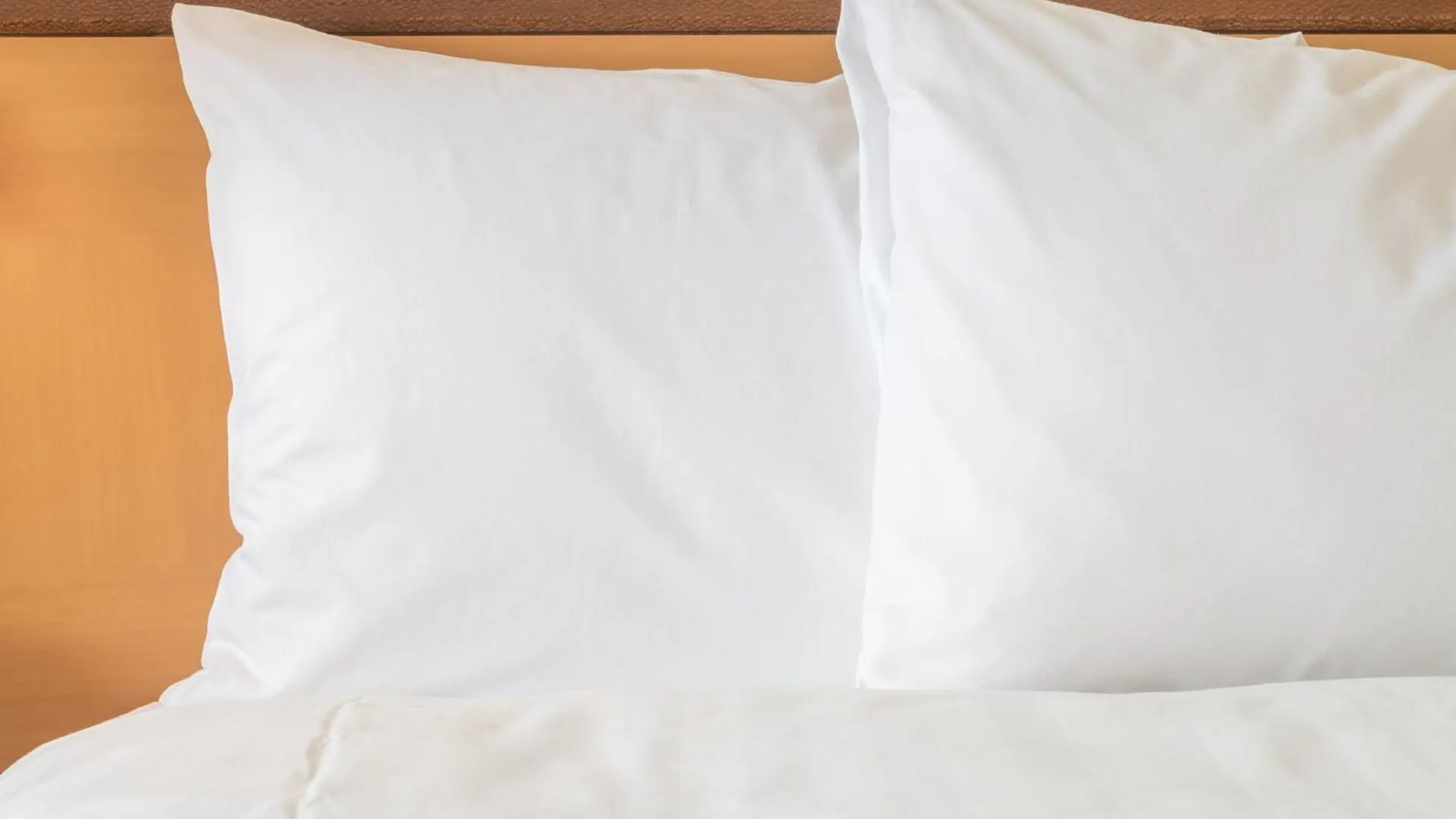 Holiday Inn Express & Suites Nashville West End - Univ Area By Ihg