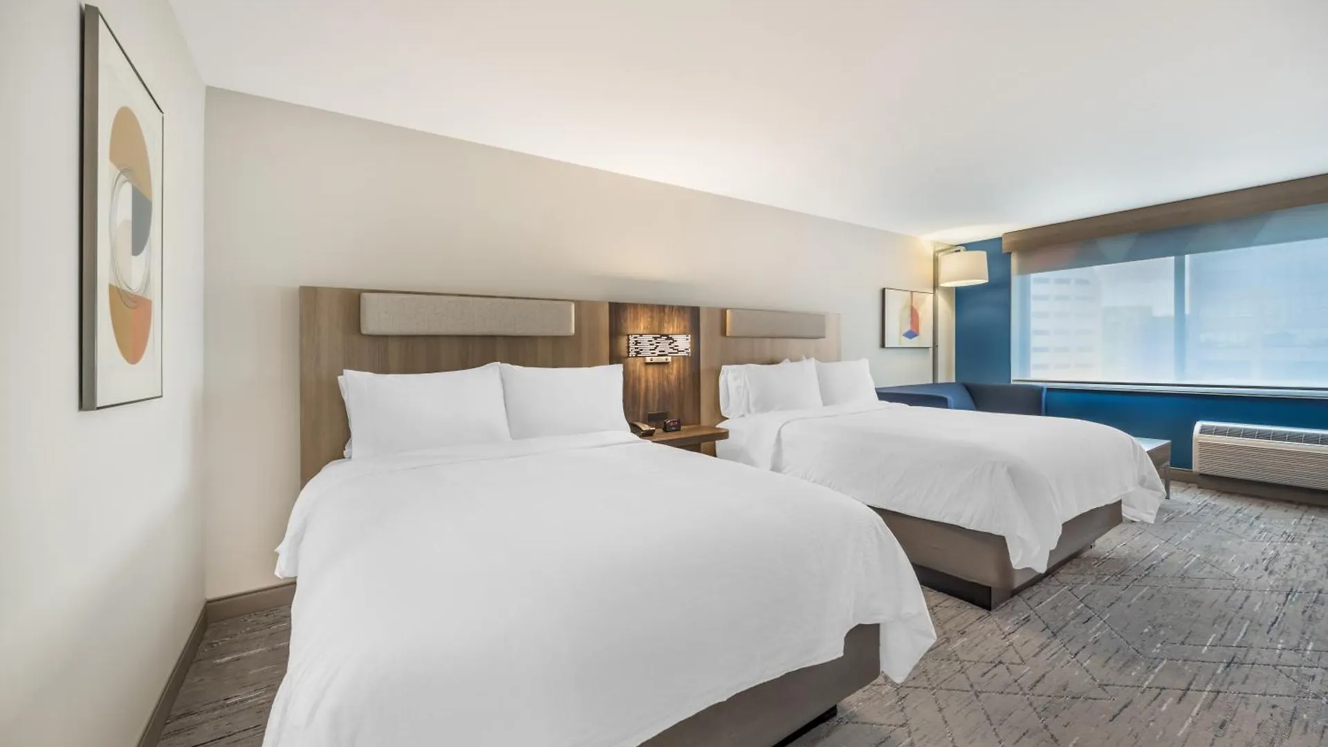 Holiday Inn Express & Suites Nashville West End - Univ Area By Ihg Hotel