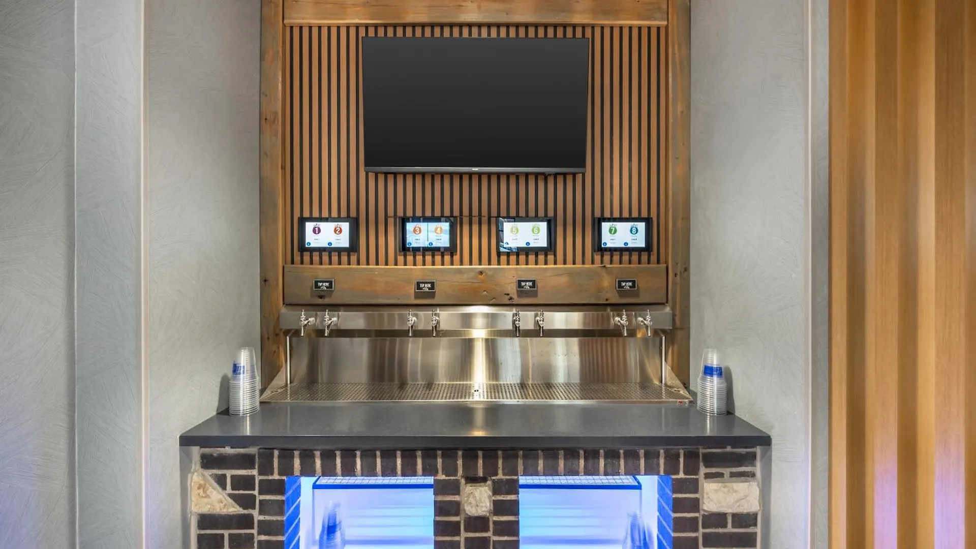 Hotel Holiday Inn Express & Suites Nashville West End - Univ Area By Ihg