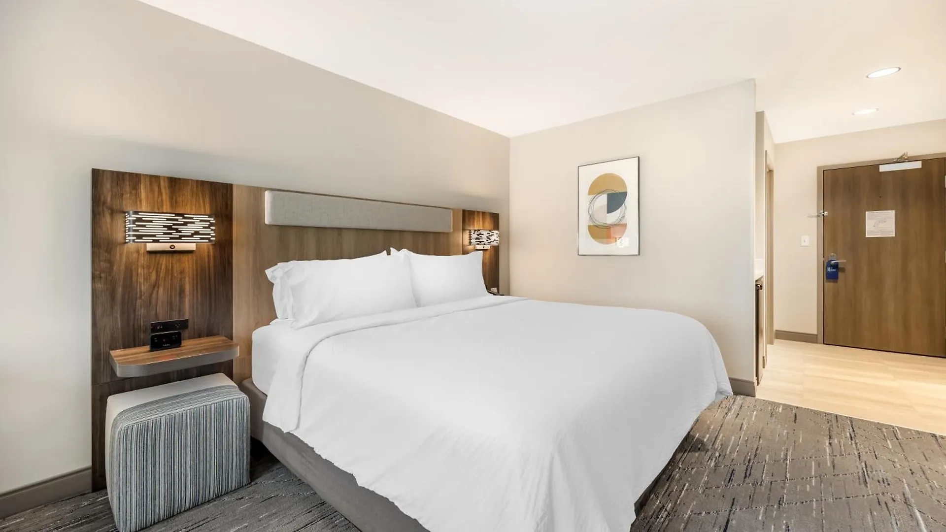 *** Hotel Holiday Inn Express & Suites Nashville West End - Univ Area By Ihg United States