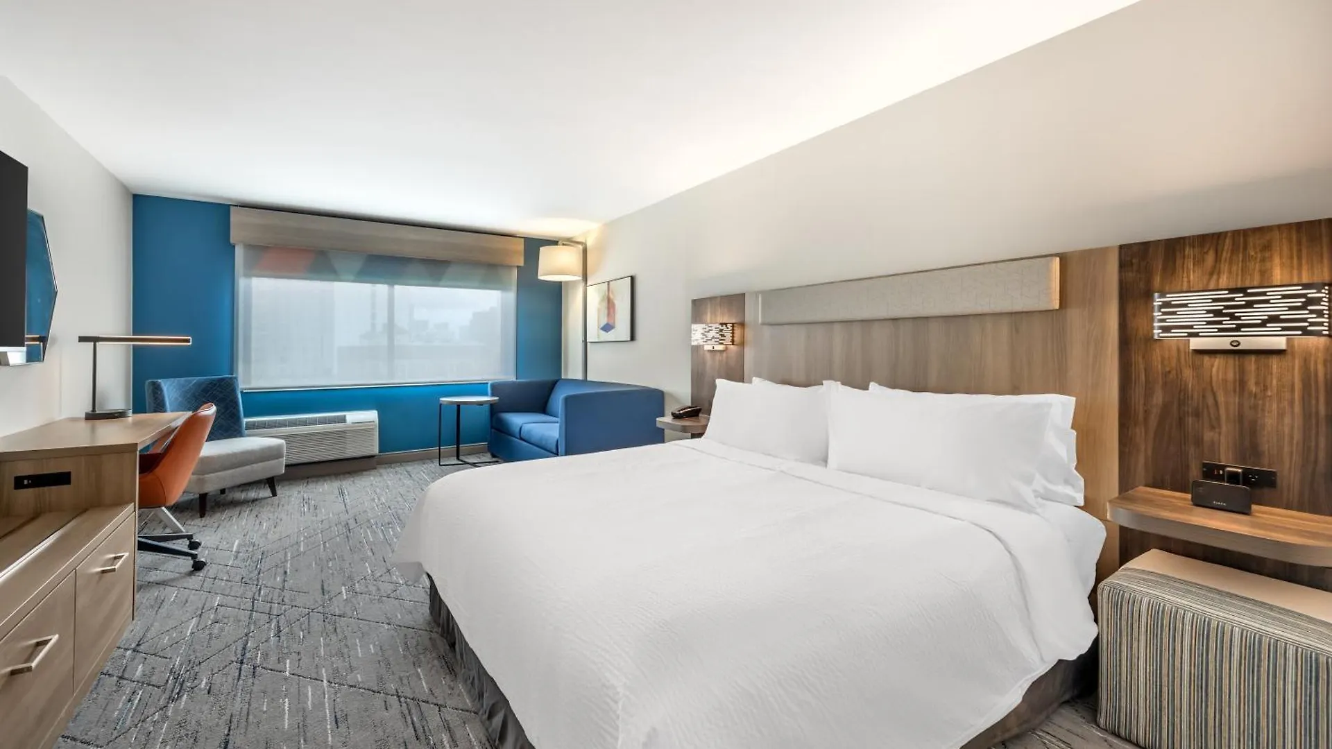 Holiday Inn Express & Suites Nashville West End - Univ Area By Ihg United States