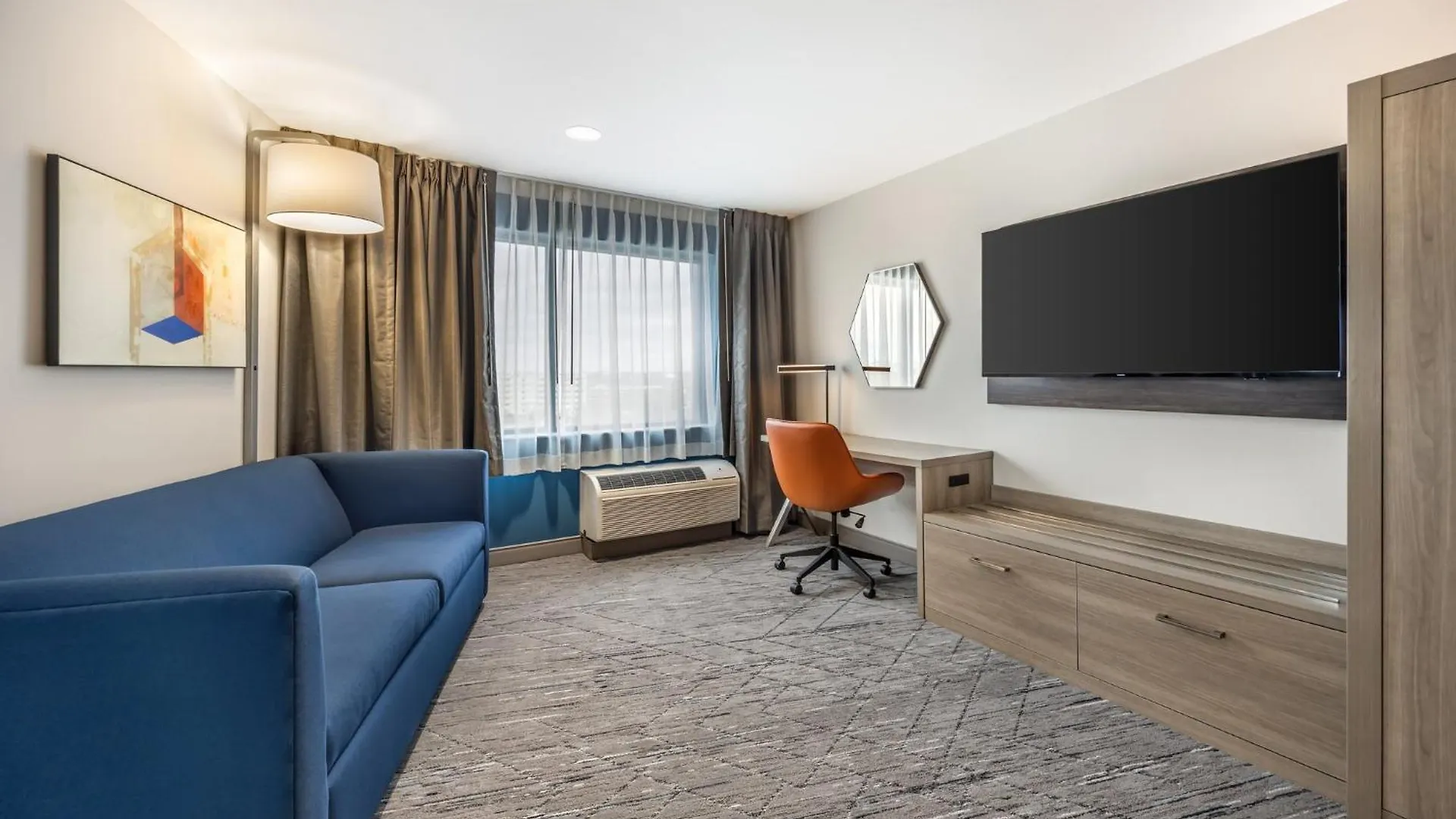 Hotel Holiday Inn Express & Suites Nashville West End - Univ Area By Ihg