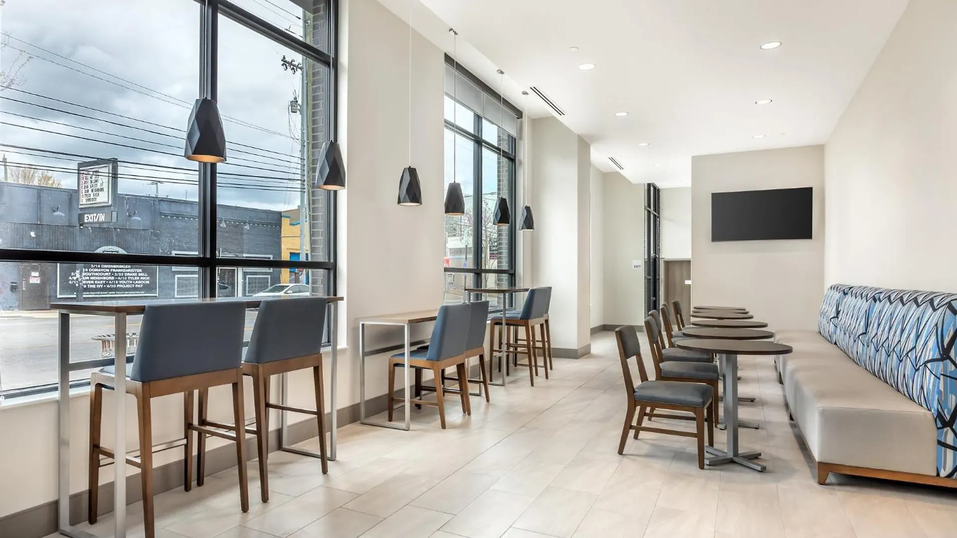 Holiday Inn Express & Suites Nashville West End - Univ Area By Ihg United States